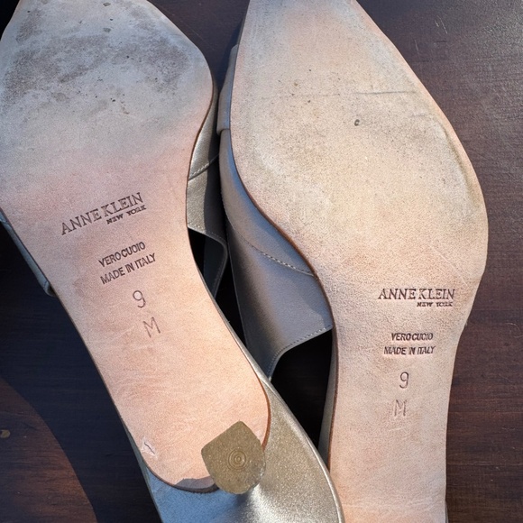 Anne Klein satin slingback kitten heel pumps - Picture 5 of 8